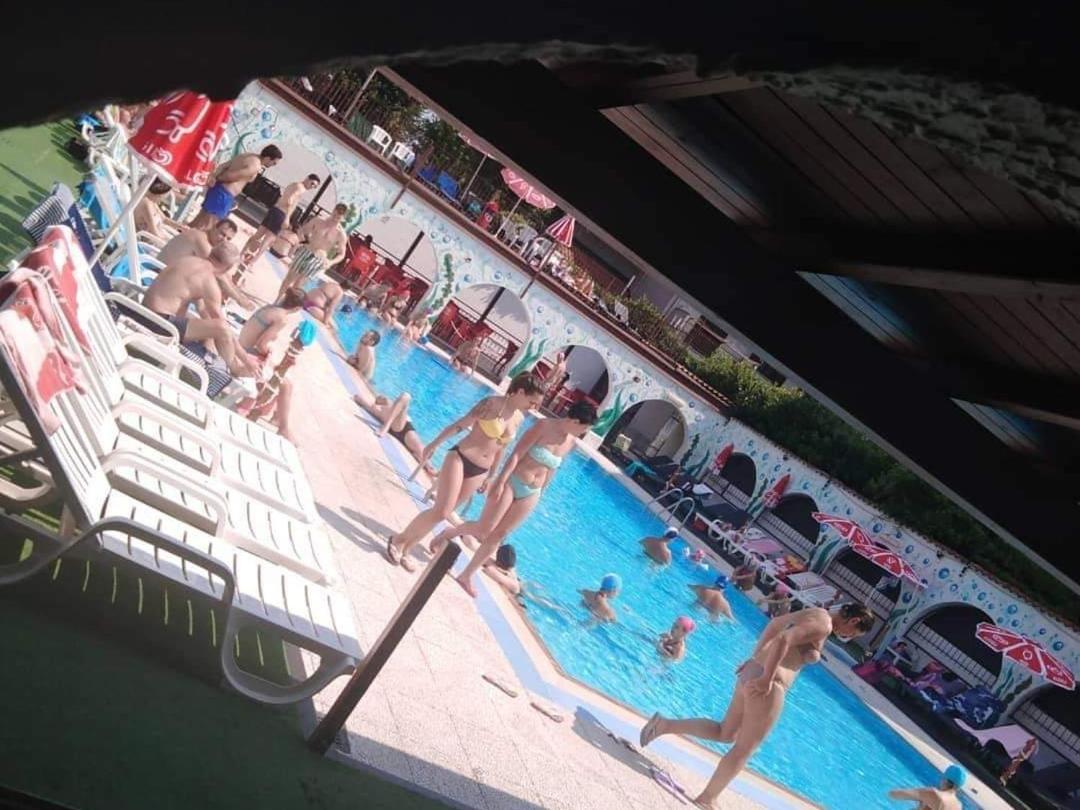 B&B The Sun Swimming & Pool ตูริน ภายนอก รูปภาพ