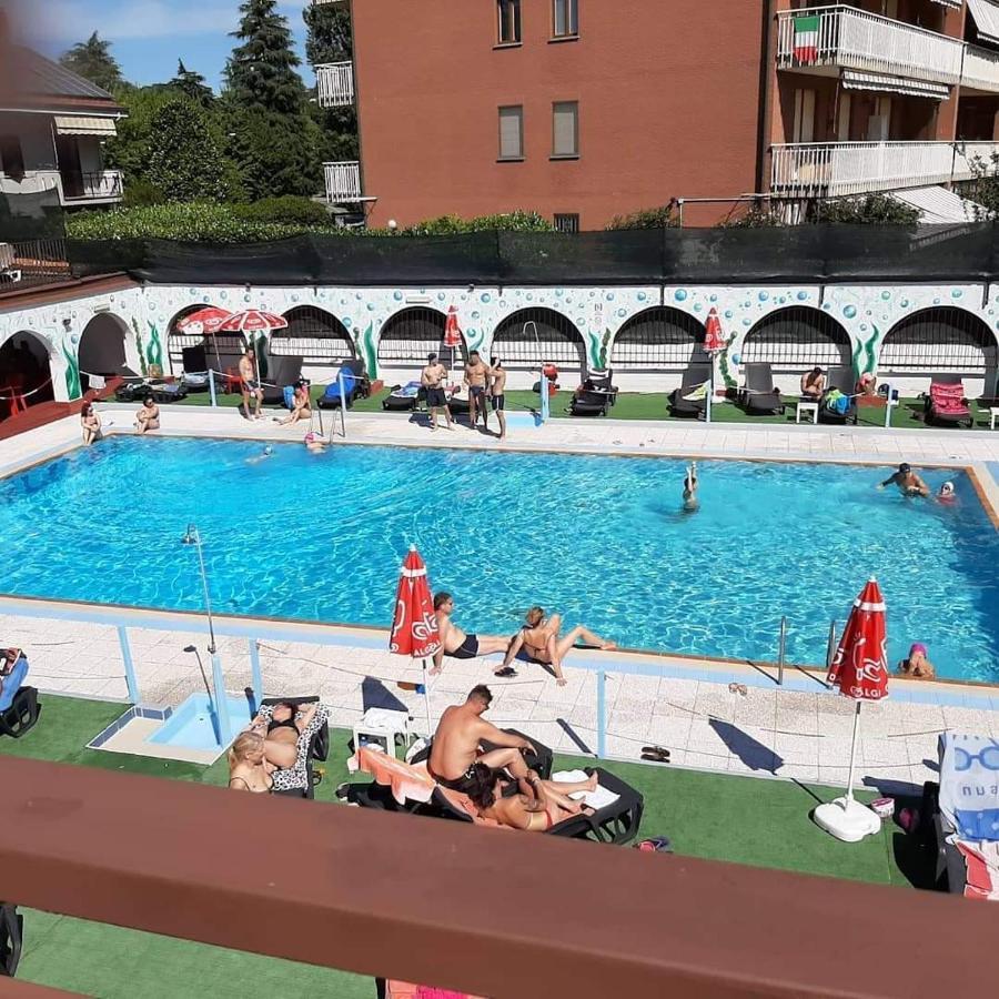 B&B The Sun Swimming & Pool ตูริน ภายนอก รูปภาพ